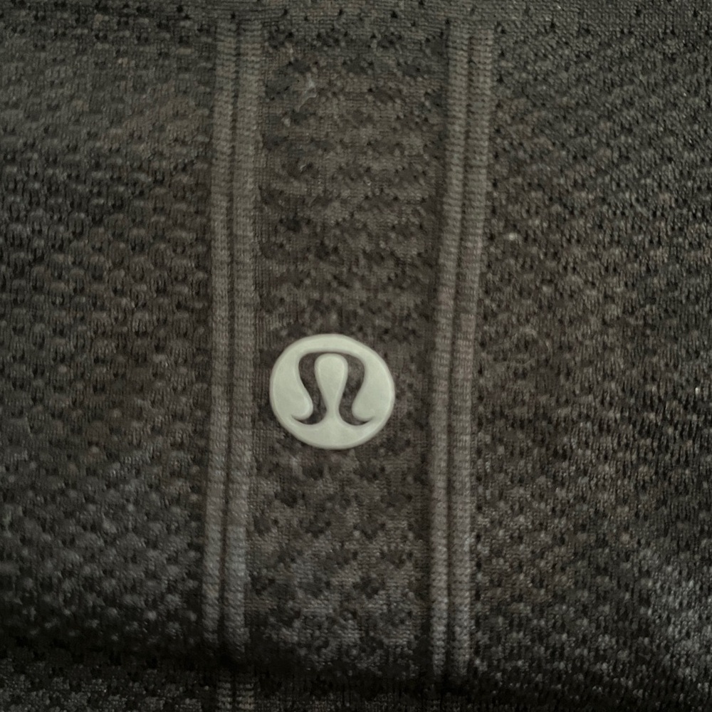 Lululemon Black Long Sleeve Athletic Top - Picture 6 of 9